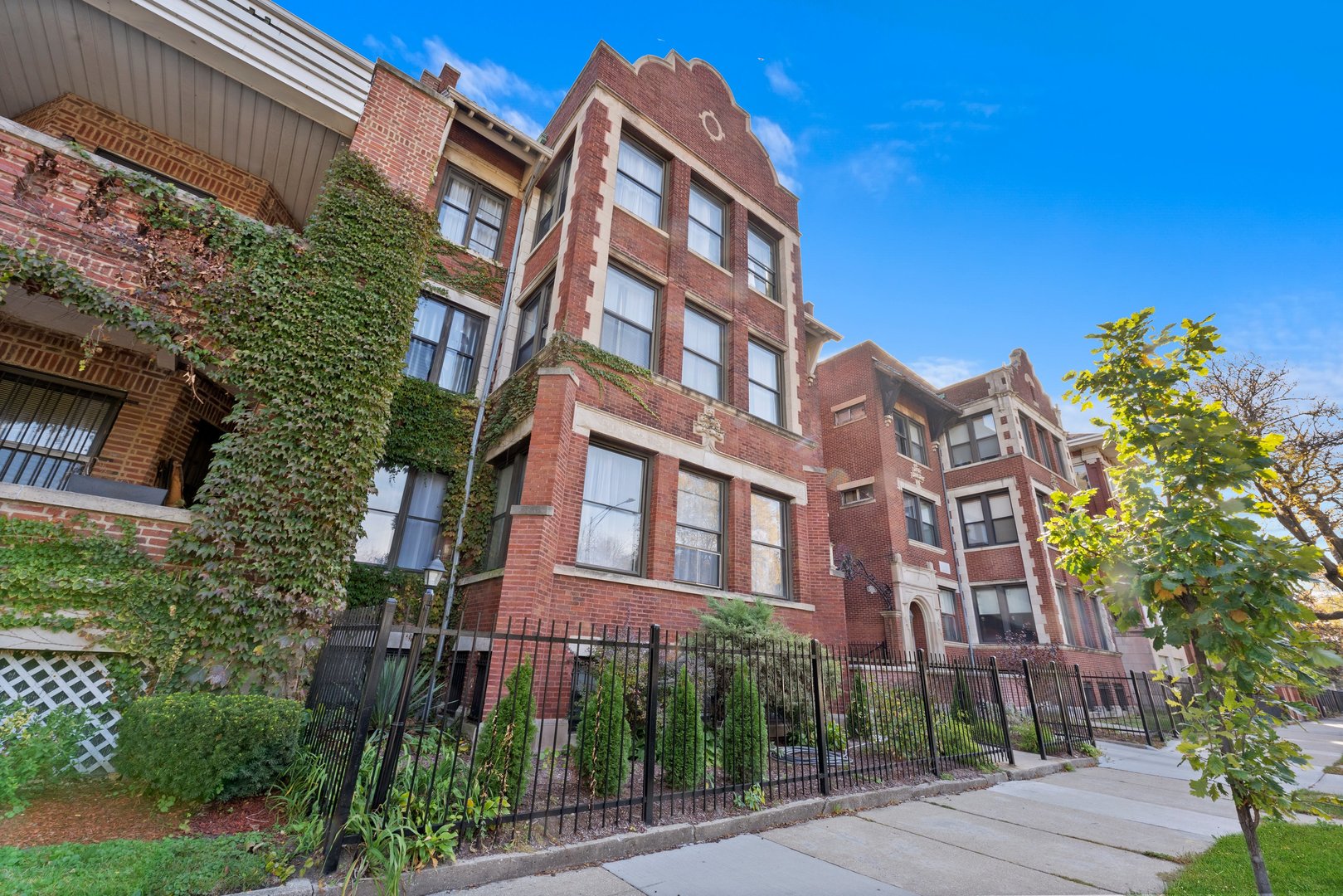 5011 S Drexel Boulevard, Chicago, IL, 60615 2 5011 S Drexel Boulevard
