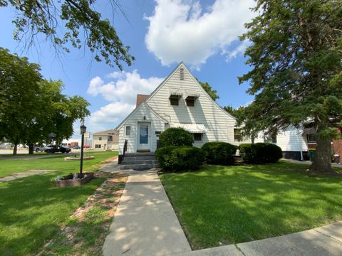 1102,1104,1106,1108 E Main Street Streator IL 61364