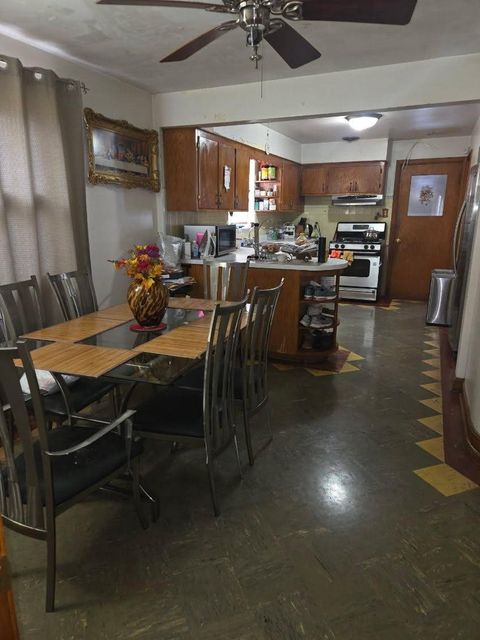 Tiny photo for 7252 S Francisco Avenue S, Chicago, IL 60629 (MLS # 12632746)