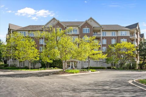 Photo of 640 Robert York Avenue #303, Deerfield, IL 60015 (MLS # 12630419)