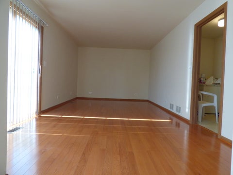 Tiny photo for 214 Magnolia Drive, North Aurora, IL 60542 (MLS # 12752096)