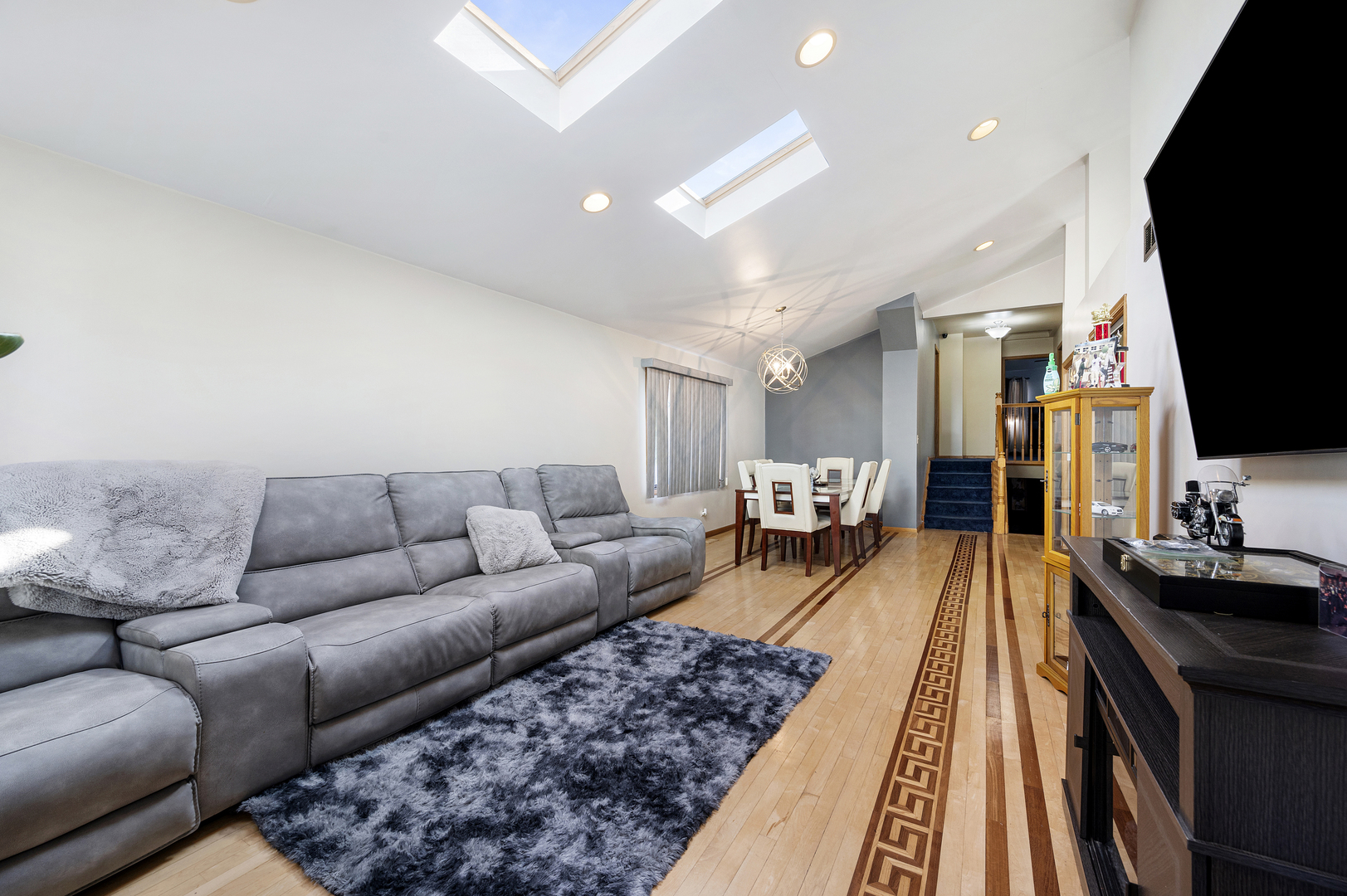 423 Campbell Avenue