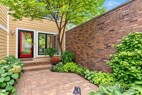 Tiny photo for 2098 Creekside Drive, Wheaton, IL 60189 (MLS # 12777958)
