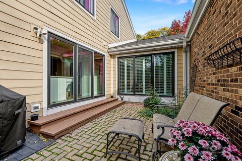 Tiny photo for 2098 Creekside Drive, Wheaton, IL 60189 (MLS # 12777958)