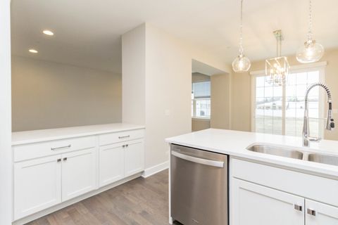 Tiny photo for 10727 Clocktower Drive, Countryside, IL 60525 (MLS # 12537927)