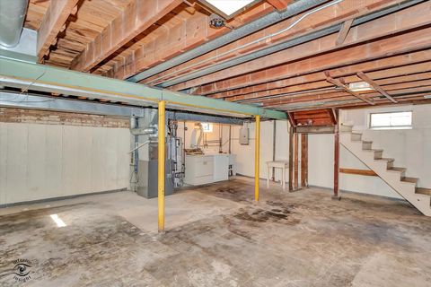 Tiny photo for 1816 Manchester Avenue, Westchester, IL 60154 (MLS # 12492073)