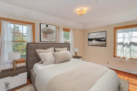 Tiny photo for 1816 Manchester Avenue, Westchester, IL 60154 (MLS # 12492073)