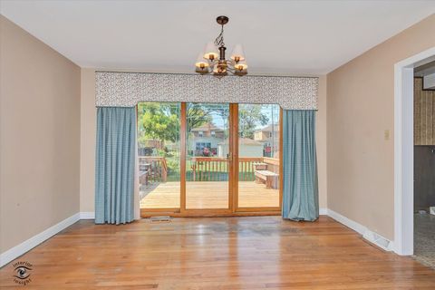 Tiny photo for 1816 Manchester Avenue, Westchester, IL 60154 (MLS # 12492073)