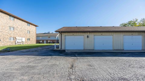 Tiny photo for 1234 Chalet Road #301, Naperville, IL 60563 (MLS # 12502906)