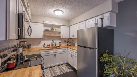 Tiny photo for 1234 Chalet Road #301, Naperville, IL 60563 (MLS # 12502906)