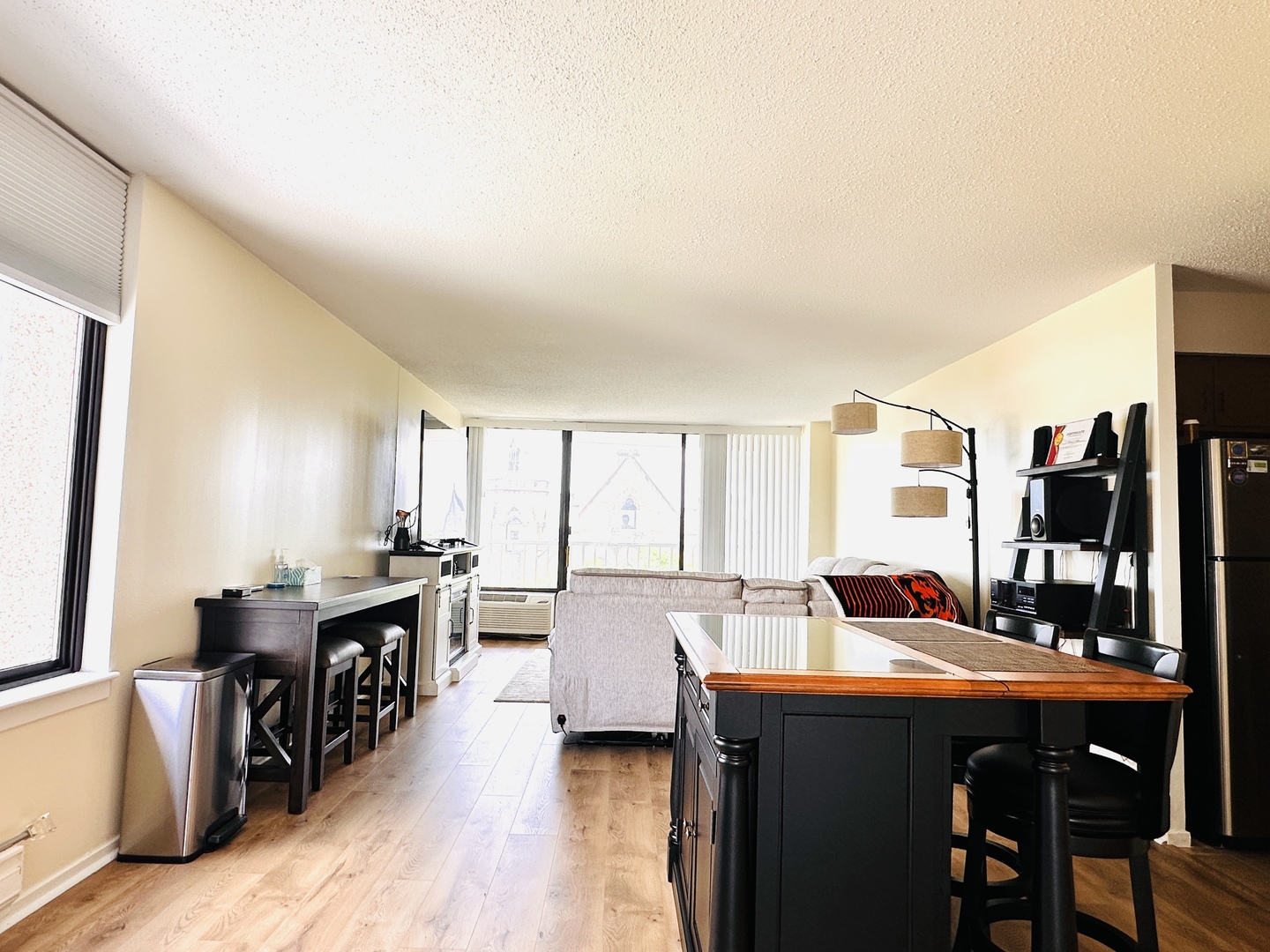 3100 S King Drive 601