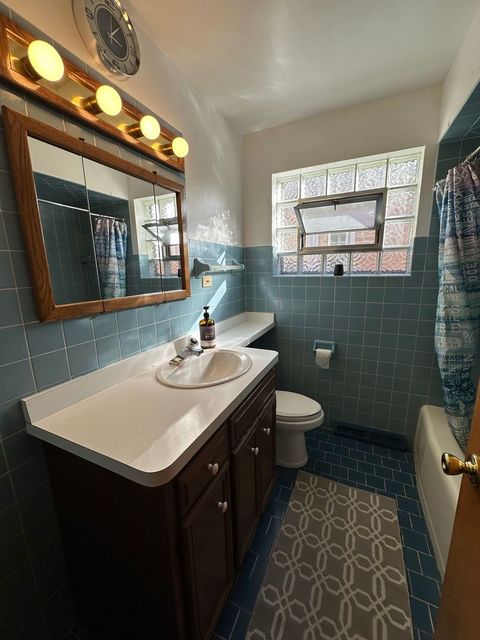 Tiny photo for 5053 S Luna Avenue, Chicago, IL 60638 (MLS # 12514500)