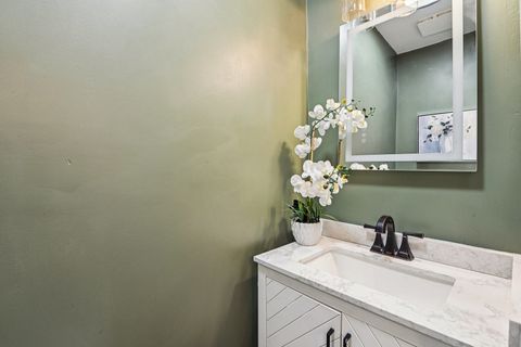 Tiny photo for 1622 S Central Park Avenue, Chicago, IL 60623 (MLS # 12589564)