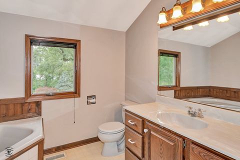 Tiny photo for 864 Ash Drive, St. Anne, IL 60964 (MLS # 12425760)