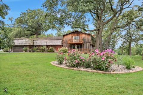 Tiny photo for 864 Ash Drive, St. Anne, IL 60964 (MLS # 12425760)
