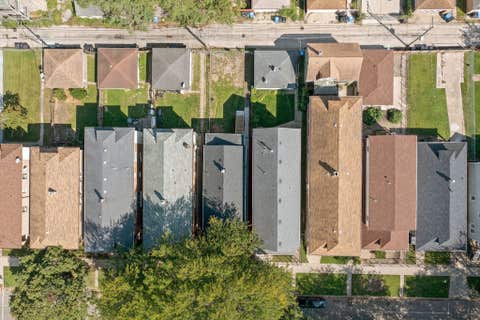 Tiny photo for 8613 S Colfax Avenue, Chicago, IL 60617 (MLS # 12713028)