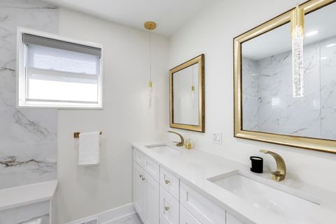 Tiny photo for 932 N Knight Avenue, Park Ridge, IL 60068 (MLS # 12505812)