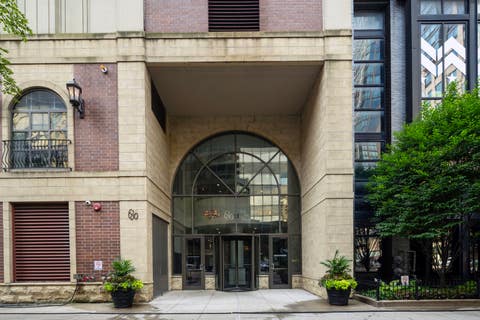 Photo of 630 N State Street #2202, Chicago, IL 60654 (MLS # 12733291)