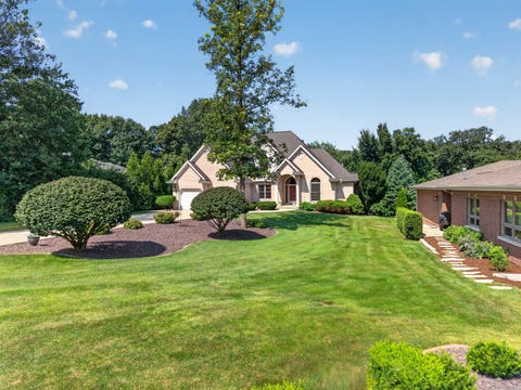 Tiny photo for 2841 Emerald Drive, Ottawa, IL 61350 (MLS # 12709150)