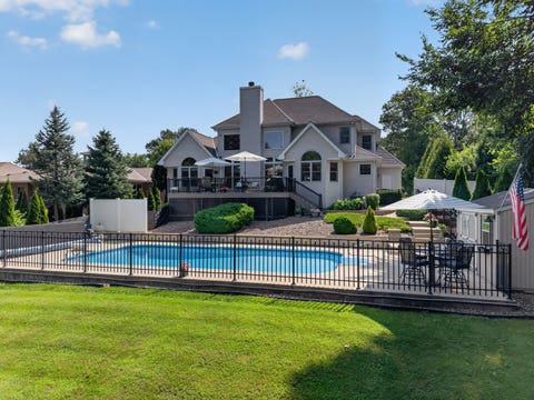 Tiny photo for 2841 Emerald Drive, Ottawa, IL 61350 (MLS # 12709150)