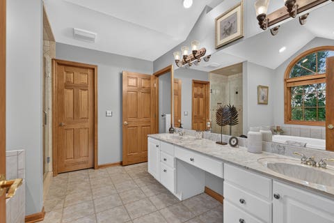 Tiny photo for 2841 Emerald Drive, Ottawa, IL 61350 (MLS # 12709150)