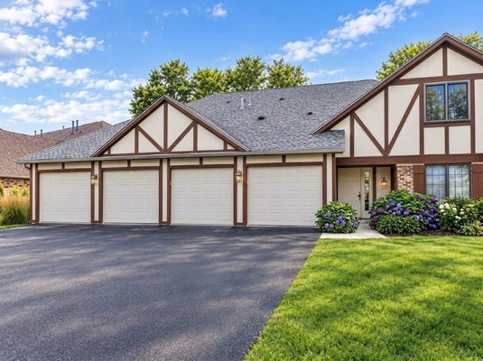 1920 N HIDDEN CREEK CIR UNIT 1, PALATINE, IL 60074 - Image 29a537beb24bf9cf6300a00ee478cb83/1102724241
