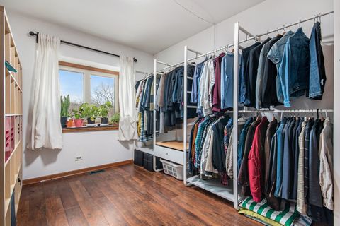 Tiny photo for 1008 Arbor Court, Mount Prospect, IL 60056 (MLS # 12548081)