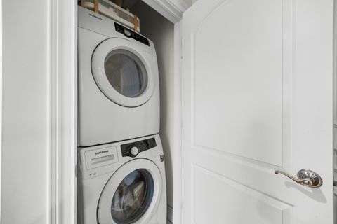Tiny photo for 101 W Superior Street #906, Chicago, IL 60654 (MLS # 12487418)