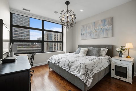 Tiny photo for 101 W Superior Street #906, Chicago, IL 60654 (MLS # 12487418)
