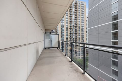 Tiny photo for 101 W Superior Street #906, Chicago, IL 60654 (MLS # 12487418)