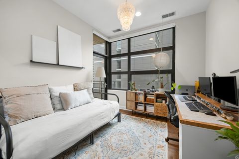 Tiny photo for 101 W Superior Street #906, Chicago, IL 60654 (MLS # 12487418)