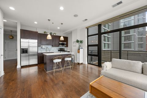 Tiny photo for 101 W Superior Street #906, Chicago, IL 60654 (MLS # 12487418)