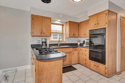 Tiny photo for Evergreen Park, IL 60805 (MLS # 12588568)