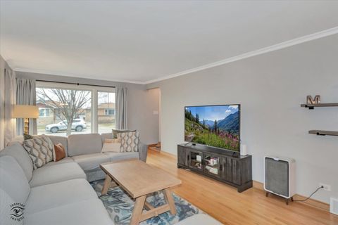 Tiny photo for Evergreen Park, IL 60805 (MLS # 12588568)