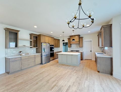 Tiny photo for 22985 Devonshire Lane, Frankfort, IL 60423 (MLS # 12621863)
