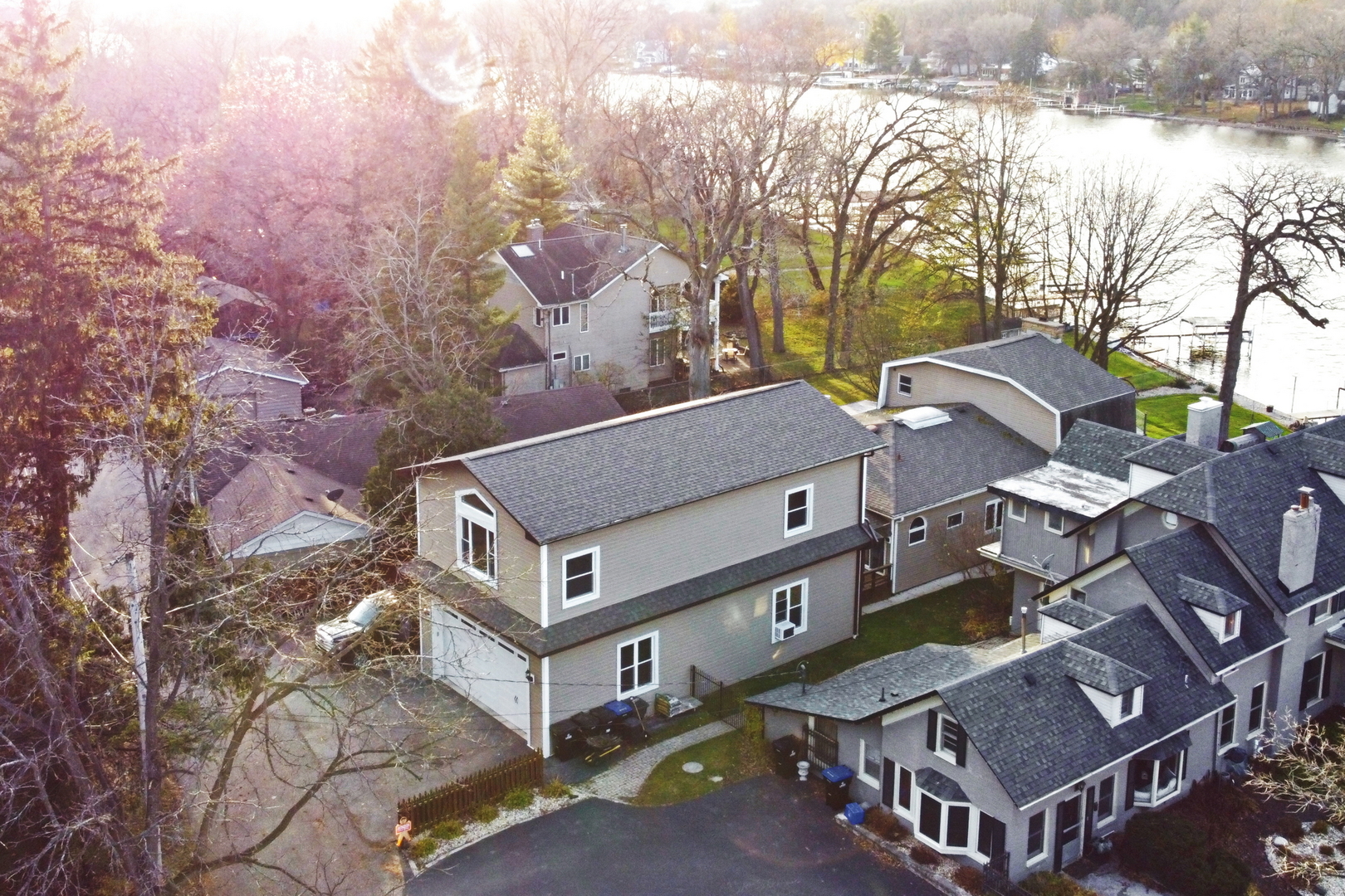 2407 N Villa Lane