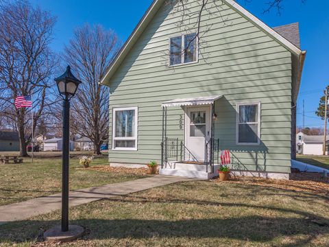 Tiny photo for 309 N Oak Street, Toluca, IL 61369 (MLS # 12591366)