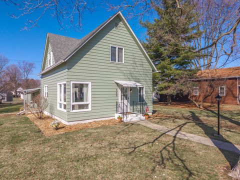 Tiny photo for 309 N Oak Street, Toluca, IL 61369 (MLS # 12591366)