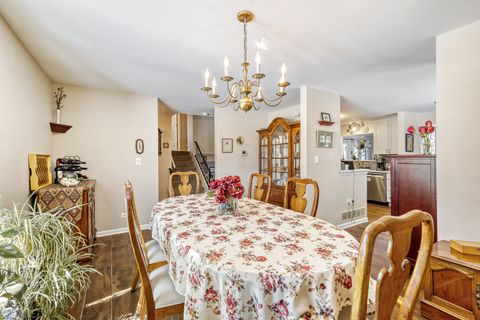 Tiny photo for 205 Cambridge Lane, Bloomingdale, IL 60108 (MLS # 12587603)