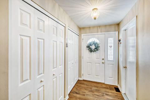 Tiny photo for 205 Cambridge Lane, Bloomingdale, IL 60108 (MLS # 12587603)