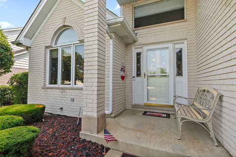 Tiny photo for 16313 Bob White Circle, Orland Park, IL 60467 (MLS # 12420053)