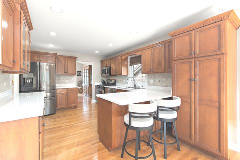 Tiny photo for 16313 Bob White Circle, Orland Park, IL 60467 (MLS # 12420053)