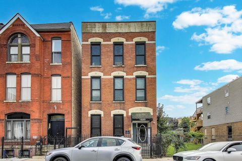 1225 W Erie Street Chicago IL 60642
