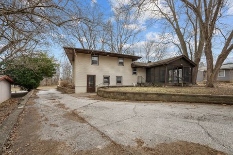 Tiny photo for 2412 W 3rd Street, Coal Valley, IL 61240 (MLS # 12595562)