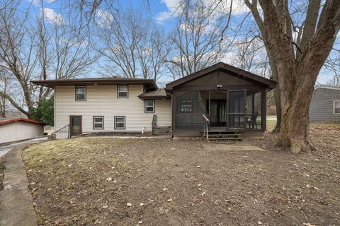 Tiny photo for 2412 W 3rd Street, Coal Valley, IL 61240 (MLS # 12595562)