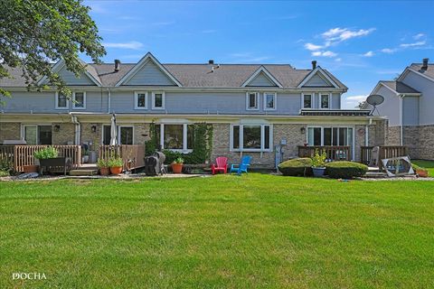 Tiny photo for 9404 Lindsay Street, Orland Hills, IL 60487 (MLS # 12447636)