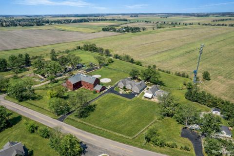 Photo of 42W534 Empire Road, St. Charles, IL 60175 (MLS # 12592471)