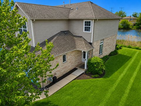 Photo of 698 N Western Lane, Addison, IL 60101 (MLS # 12640638)