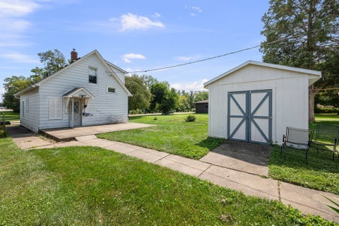 Tiny photo for 2421 34th Street, Moline, IL 61265 (MLS # 12749559)