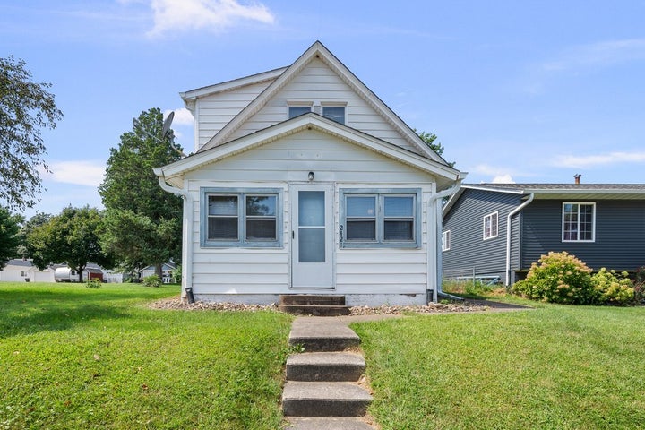 Photo 1 of 29 — 2421 34th Street, Moline, IL 61265